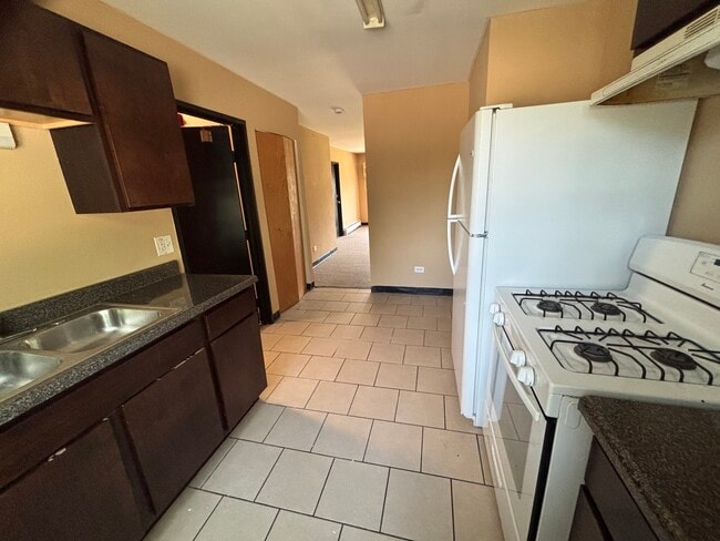 Photo - 701 spruce Ct Unit 4