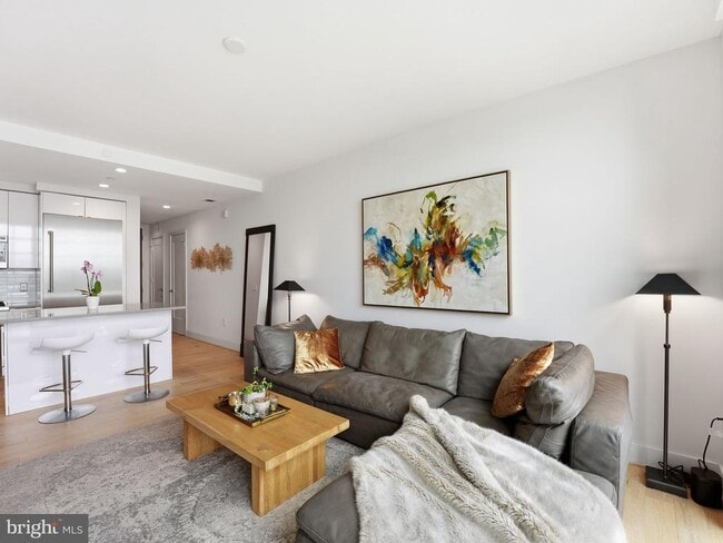 Photo - 45 Sutton Square SW Unit 702