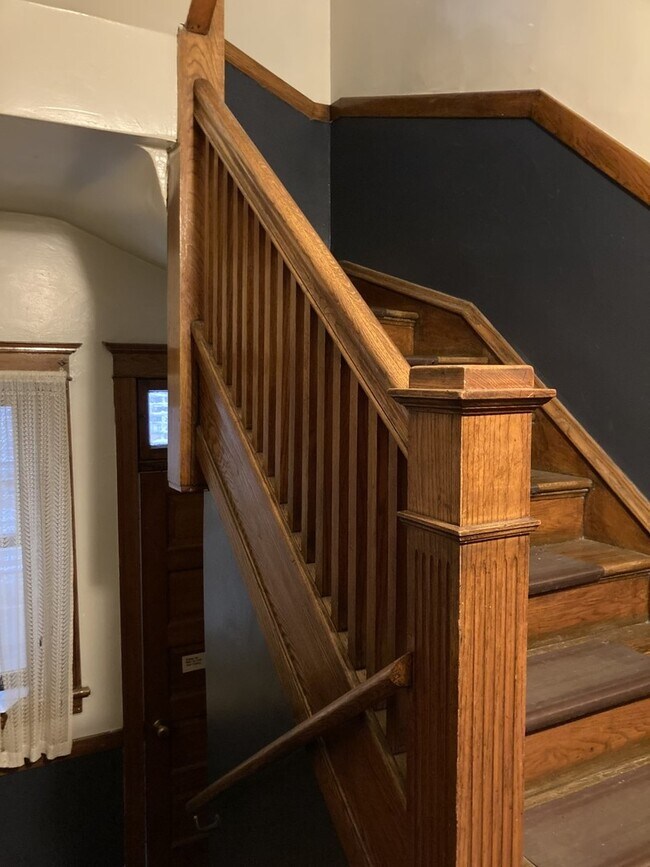 Photo - 2223 W Iowa St