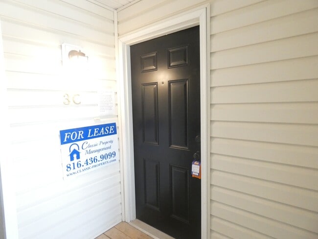 Photo - 5500 NE 80th Terrace