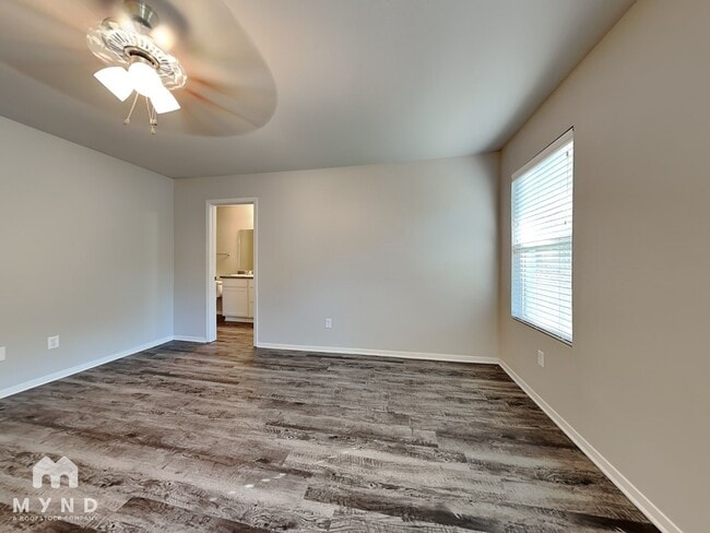 Photo - 9207 Pleasant Valley Dr