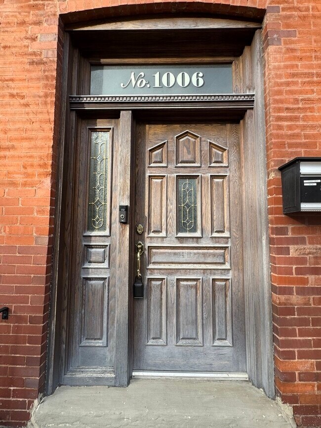 Photo - 1006 S Oakley Blvd