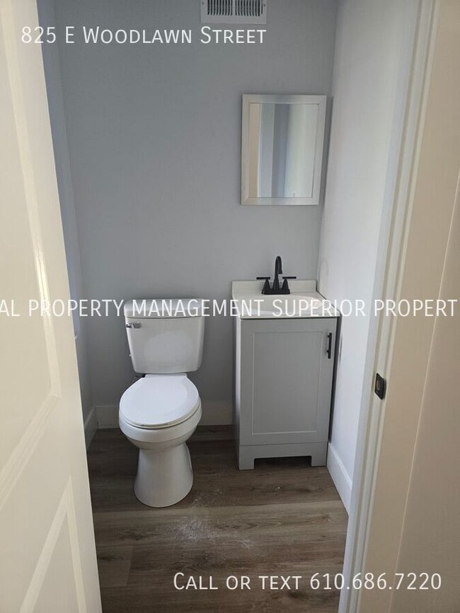 Photo - 825 E Woodlawn St