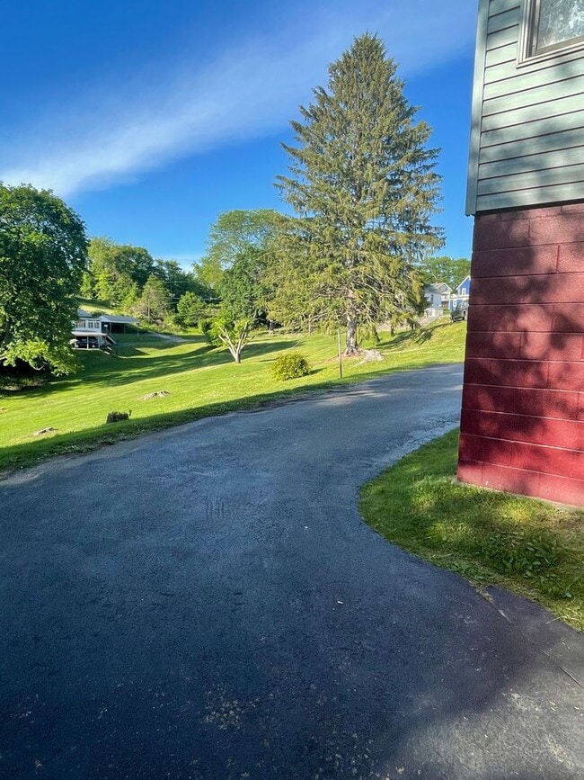 Photo - Hopewell - 1 Bedroom 1 Bath apartment on B...