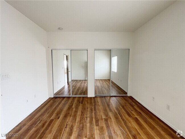 Building Photo - 6160 Rumrill St Unit 234 Rental