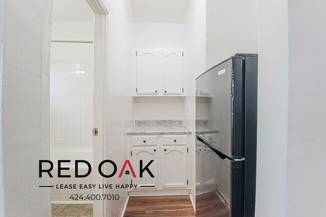 2915 Sunset Pl Unit 204