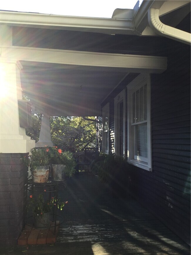 Photo - 224 W Watson St