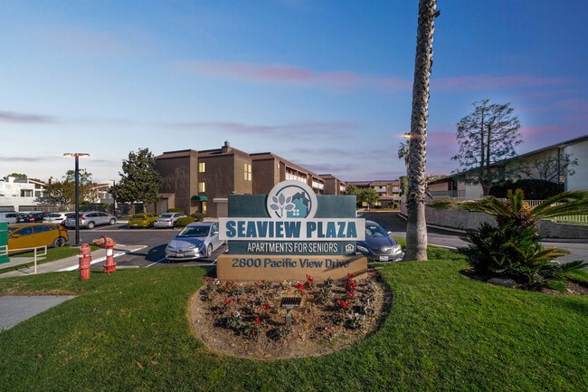 Photo - Seaview Plaza