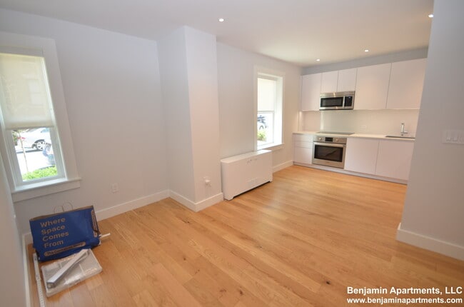 Photo - 35 South St Unit 3