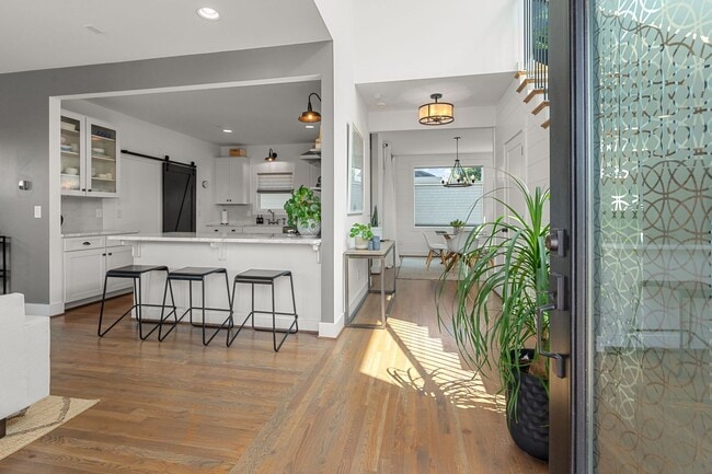 Photo - Stunning Rental In Charlotte Parkside