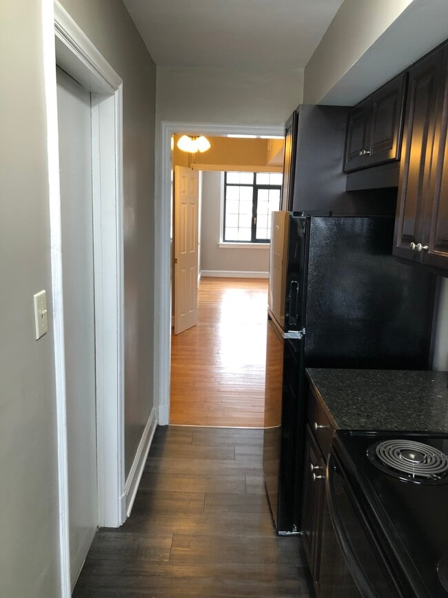 Kitchen/Living Area