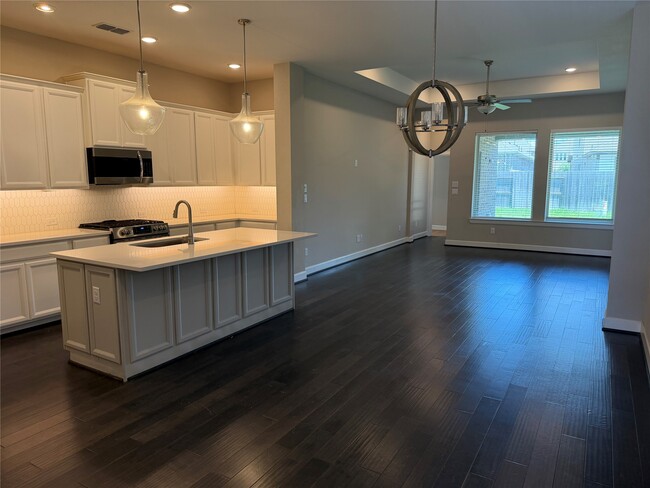 Photo - 10727 Bridgeport Path Ct