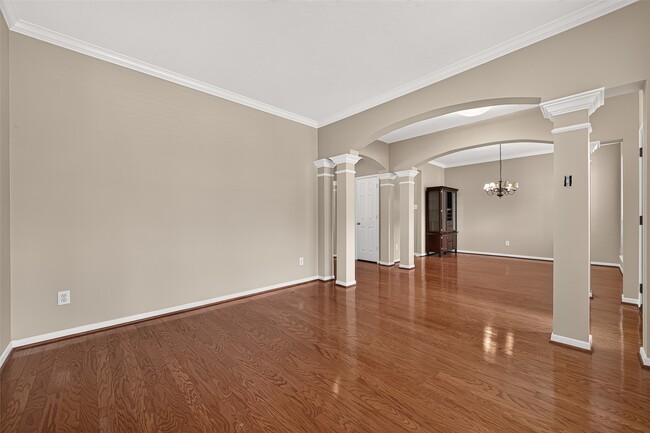 Photo - 18515 Autumn Park Dr
