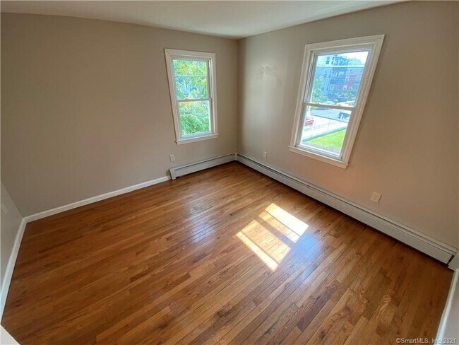 Photo - 15 Wolcott St Unit 1