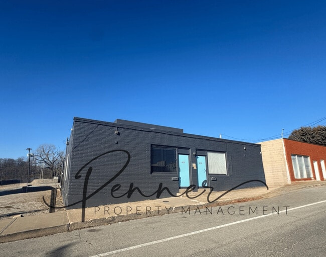 Building Photo - 6312 Raytown Rd