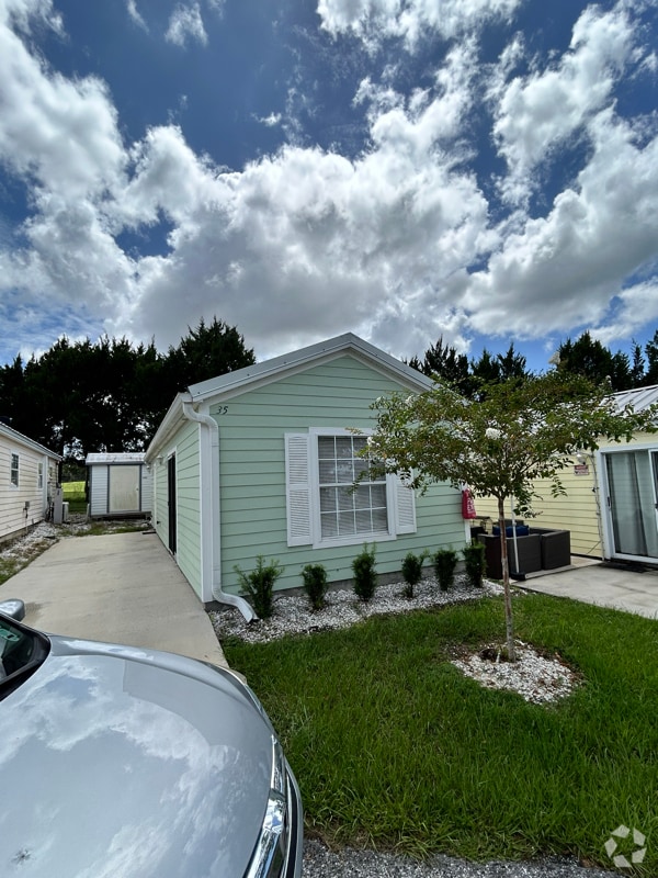 Building Photo - 2727 Frontage Rd Rental