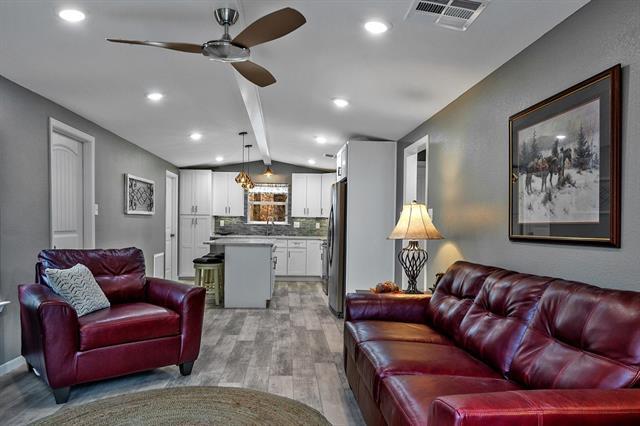 Photo - 269 Sherman Dr