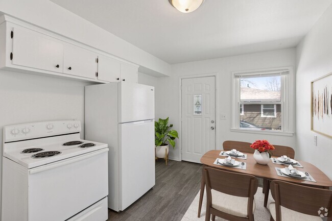 Building Photo - 3959-3959 Oregon Ave N Unit 3959 Oregon Ave North Rental