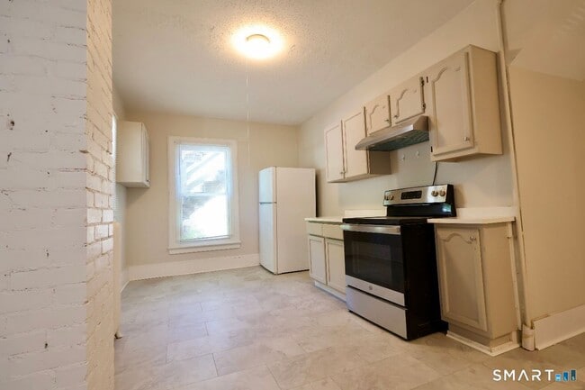 Photo - 101 Stearns St