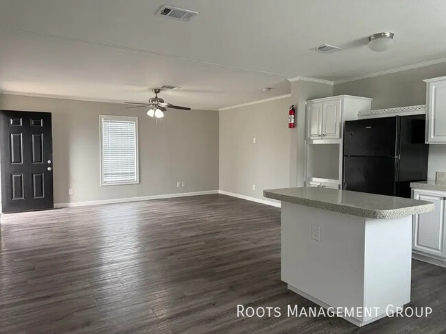Photo - 15927 Clarke Springs Dr Unit 15927C