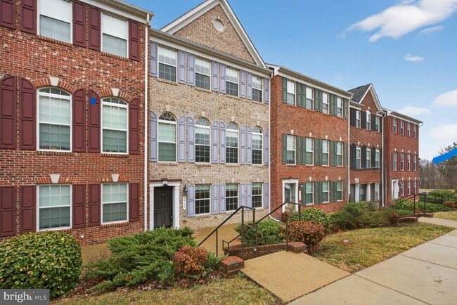 Building Photo - 3711 Chippendale Cir