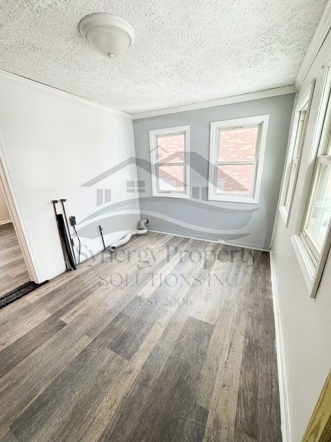 Photo - Madison Home