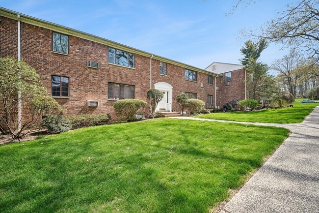 Photo - 69B Troy Dr Unit 9