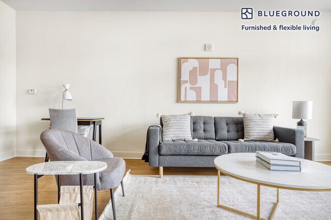 Photo - 2200 12th Ct N Unit FL9-ID487