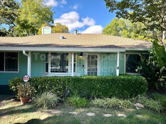 Photo - Charming 3 Bed / 1 Bath / 1,364 Sqft House in Pleasant Hill - Available February 17th!