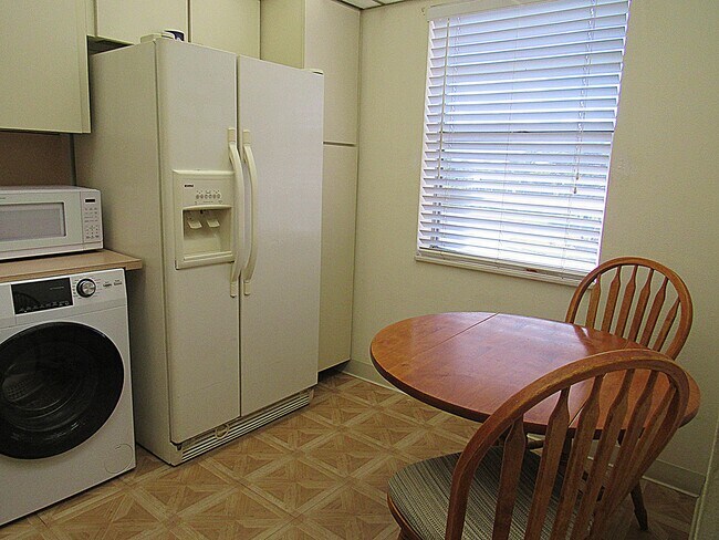 Photo - 120 Lake Meryl Dr Unidad 224