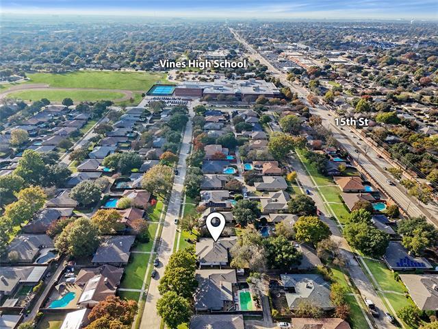 Photo - 2413 Bluffton Dr