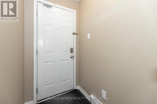 Photo - 362 Galston Private