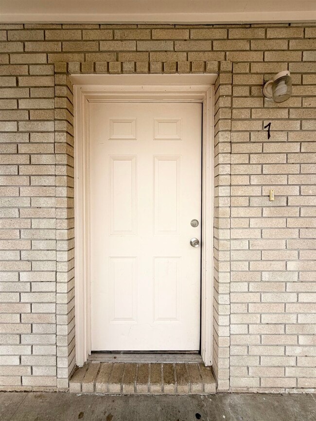 Photo - 216 E Cherry Ln Unit 7