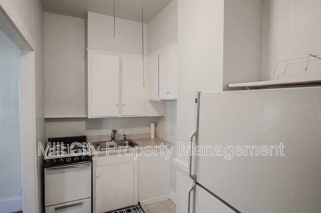 Photo - 126 Harrison St
