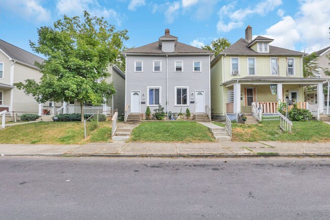 Photo - 964-966 Oakwood Ave Unit 964