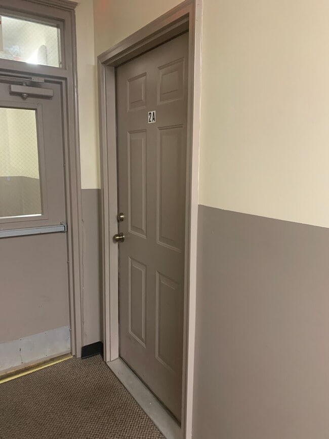 Photo - Available Now! Modern 1 Room Studio Apartment in Downtown York City Building