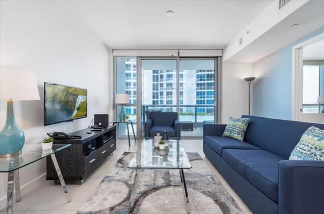 Building Photo - 6551 Collins Ave Rental