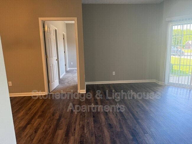 Photo - 3115 Lighthouse Dr