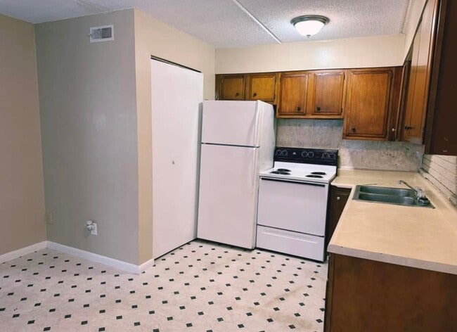 Golden Belt Apartments