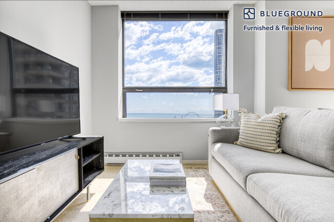Building Photo - 445 E Ohio St Rental