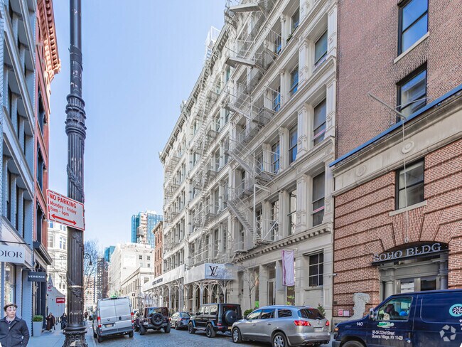 Photo - 118 Greene St