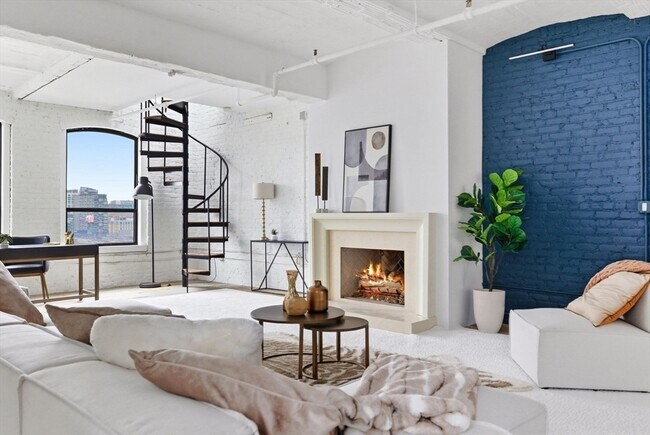 Photo - 121-123-123 Beach St Unit 803