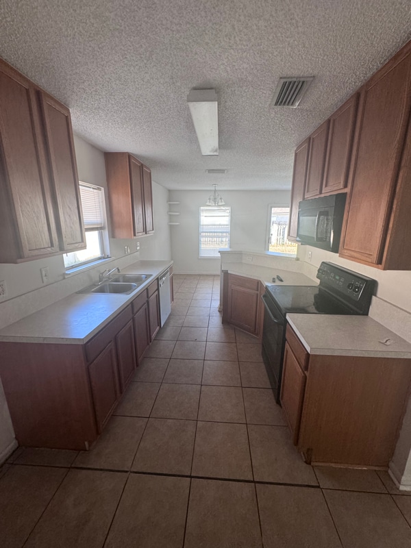 Photo - 1739 Saw Lake Drive