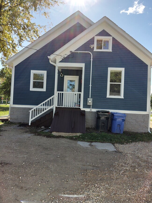 Photo - 417 W Florence St