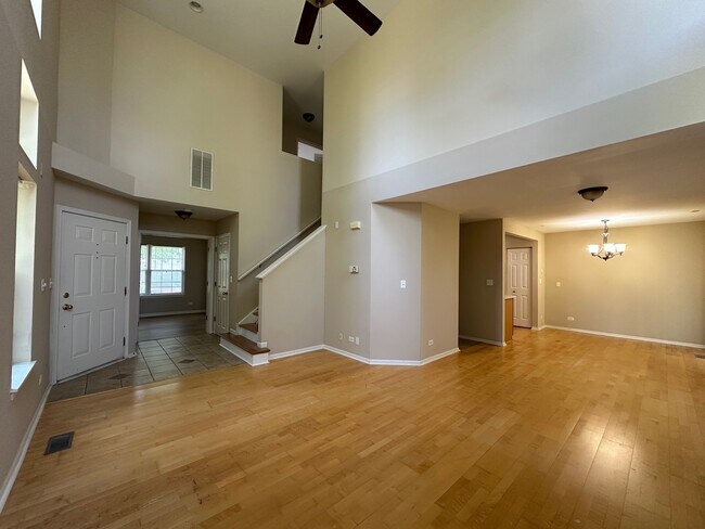 Photo - 2737 Borkshire Ln
