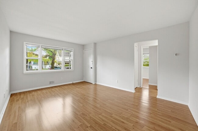 Photo - 59 Bernards Ave