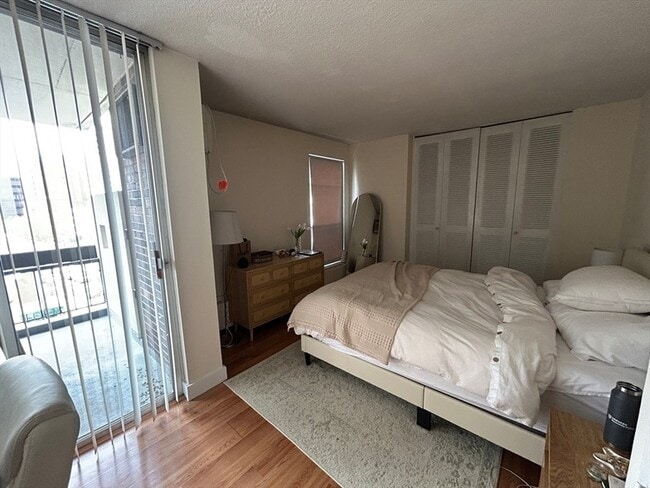 Photo - 872 Massachusetts Ave Unit 406