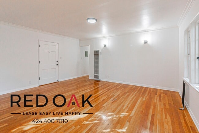 Photo - 240 N Van Ness Ave Unidad 240 1/2