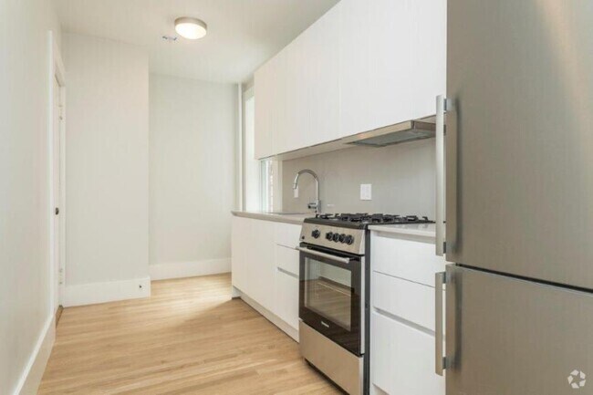 Building Photo - 1 bedroom in Boston MA 02135 Rental