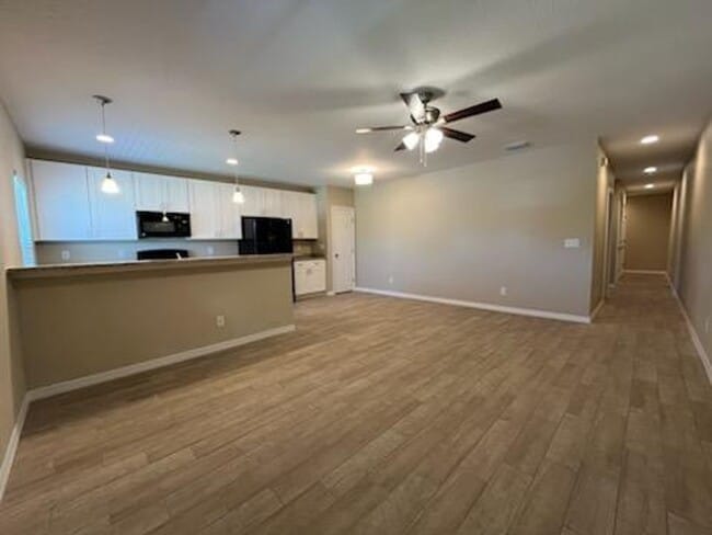 Photo - 3 Bed 2 Bath